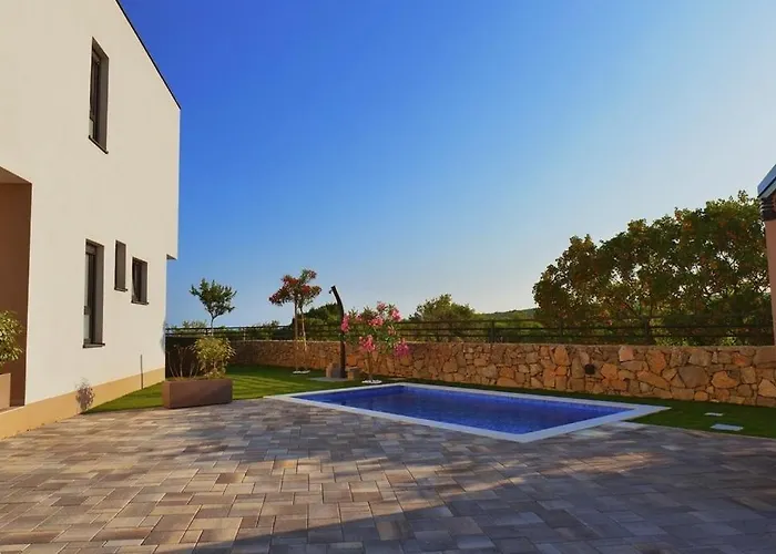 Family Friendly House With A Swimming Pool Kornic, Krk - 25070