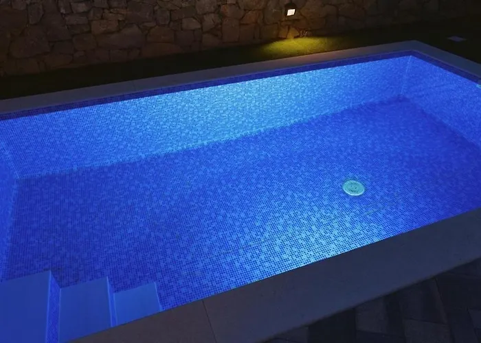 Family Friendly House With A Swimming Pool Kornic, Krk - 25070 Casa de Férias *